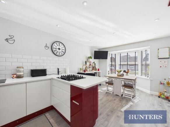 4 bed Detached for sale Image 6