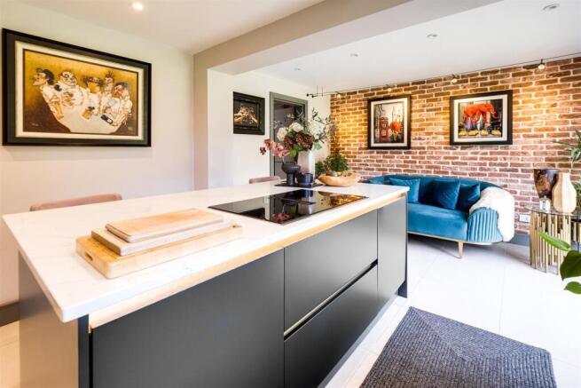 Oakwood Close, Shenstone, Lichfield photo 4