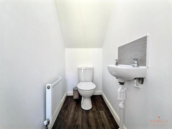 3 bed Semi-Detached for sale Image 7