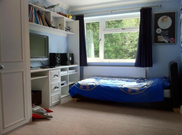 Photo 8