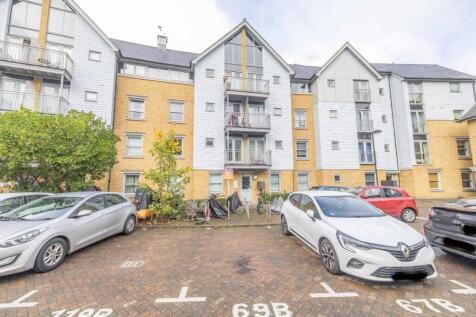 Bingley Court, Canterbury, CT1