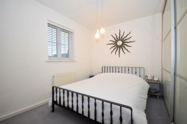 Bedroom 1.jpg