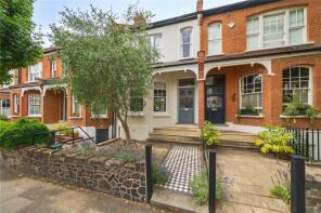 34, Priory Avenue, Hornsey, London N8 7RN