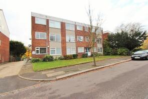8, 69 Aldborough Court, Chingford Avenue, London E4 6RW