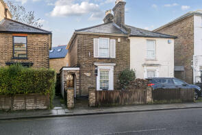 75, Catford Hill, London SE6 4PW