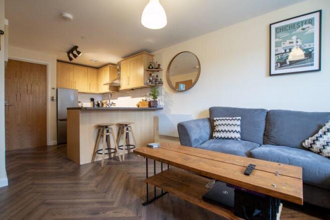 Living Room/Ki...