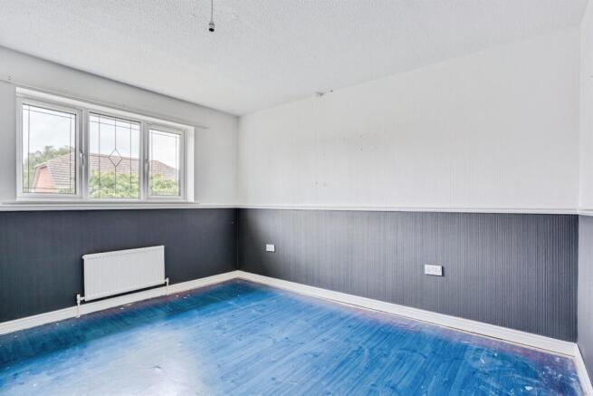 3 bed Semi-Detached for sale Image 12