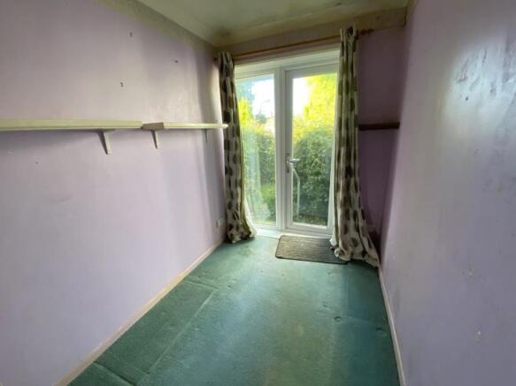 Bedroom 2-study with view to rear garden.11n07.jpg