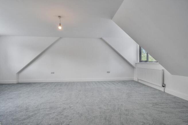 4 bed Detached Bungalow for sale Image 6