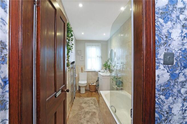 2 bed Semi-Detached for sale Image 9
