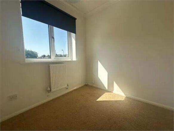 3 bed Town House for sale Image 11