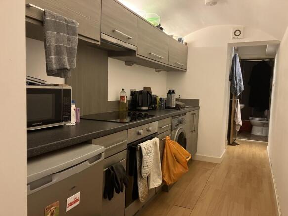 1 bed Flat for sale Image 7