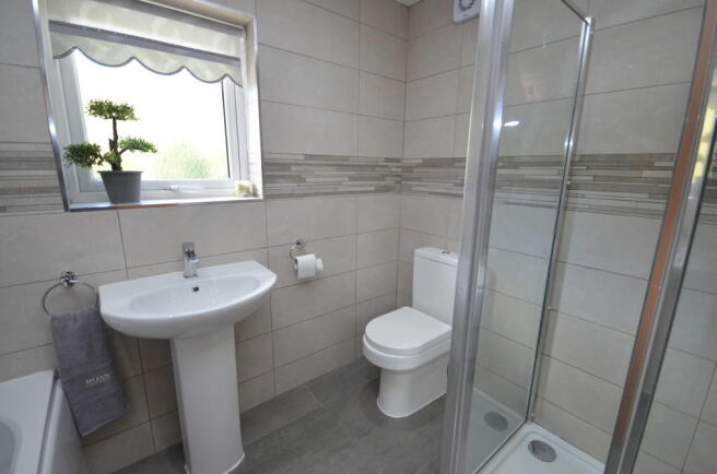 4 PIECE BATHROOM ...