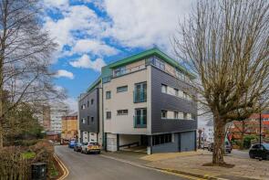 18, Balmoral Quays, Bridgeman Road, Penarth CF64 3NS
