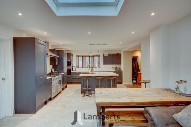 Kitchen/Breakfast/Family Room