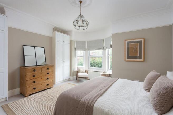 4 bed Town House for sale Image 10