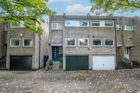 Clumber Crescent North, The Park