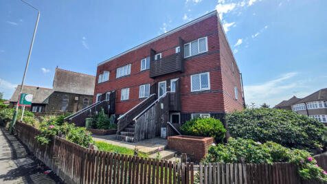 Brentwood Road, Romford, RM1