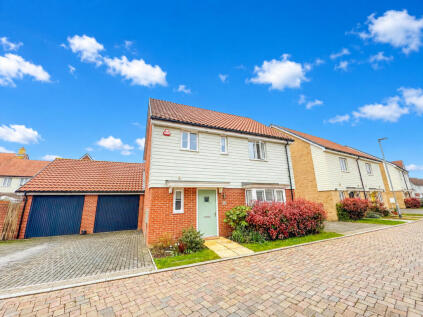 Alice Gardens, Rochford, SS4 1