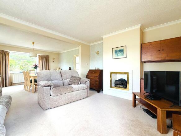 2 bed Detached Bungalow for sale Image 5