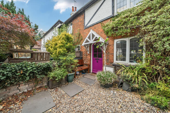 1359912-3-68d67dc...