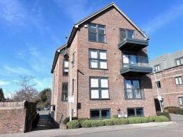 6, Birch Walk, Aspen Place, Bushey WD23 1FW