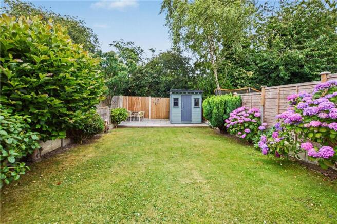 3 bed Semi-Detached for sale Image 10