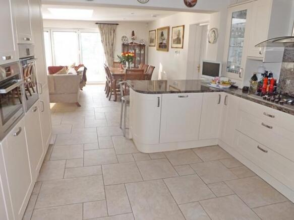 Open Plan Kitchen Fa