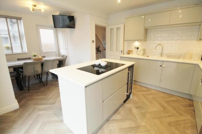 Kitchen 6