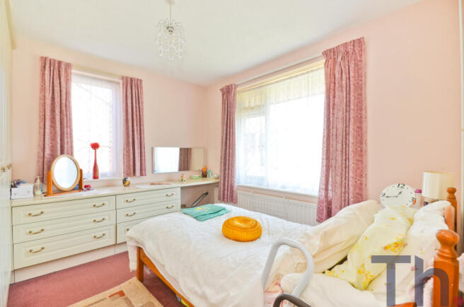Bedroom 2.JPG