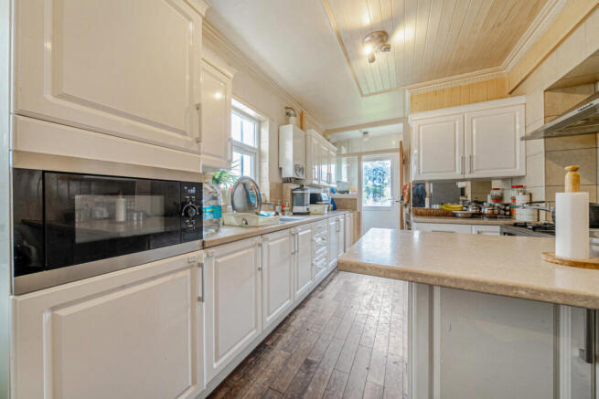 1428957-16-69b28b...