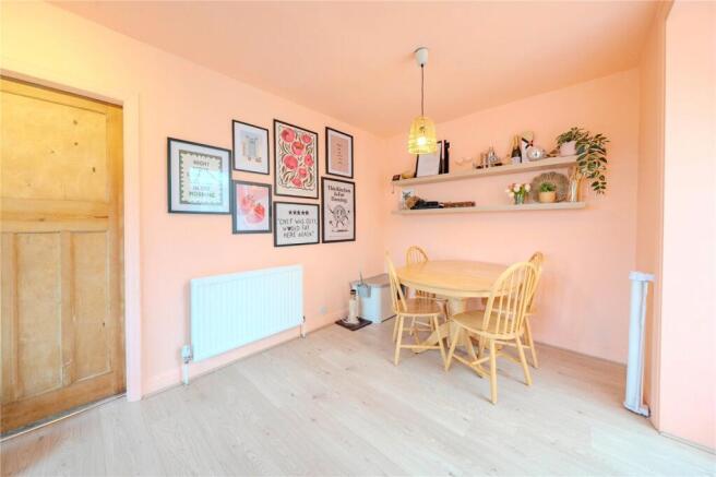 3 bed Semi-Detached for sale Image 12
