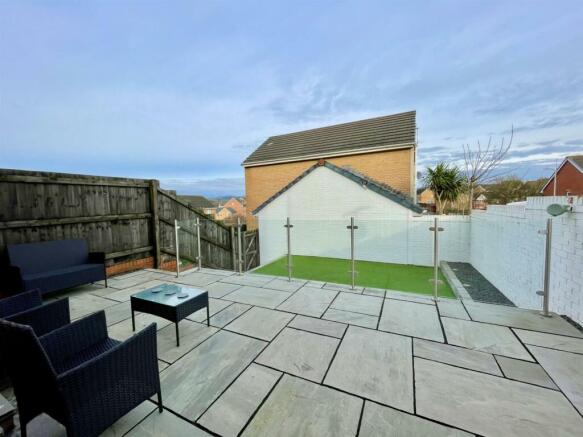 External Image (garden).jpg