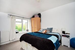 Flat Top Floor, 55, Drakefield Road, London SW17 8RT