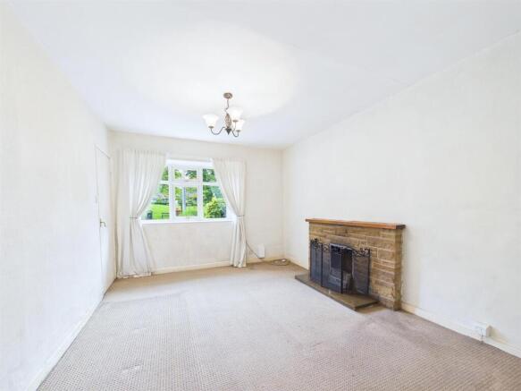 Living Room.jpg
