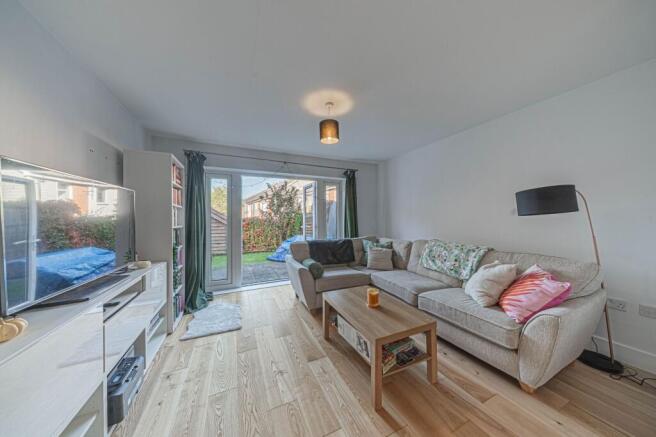 Woodstock Place, Haywards Heath, RH16 photo 4