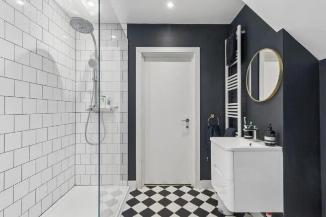 Jack & Jill Ensuite Shower Room.