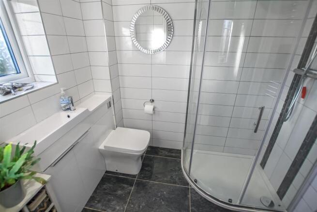 En-Suite Shower Room .jpg