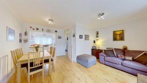 4, Beemans Row, Garratt Lane, London SW18 4SR