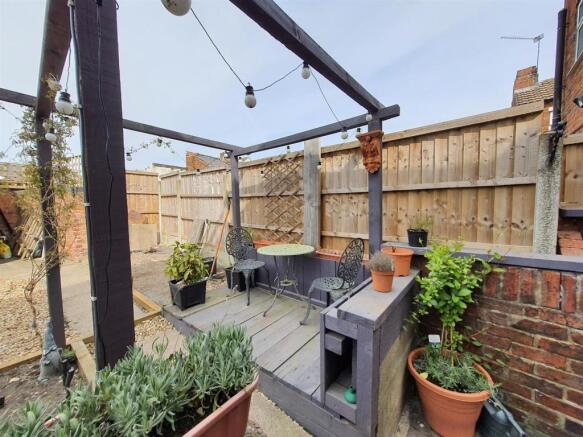 Garden 1.jpg