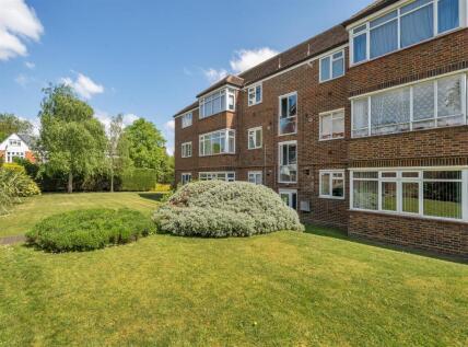 Brondesbury Park, London NW6