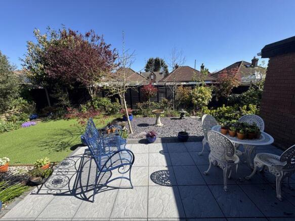 Garden 3