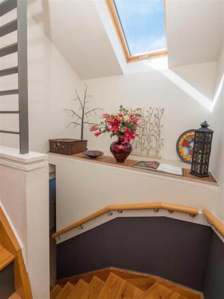 22-5 Calton Road-11.jpg