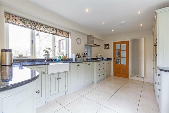 Kitchen-2.jpg
