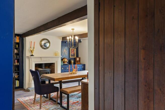 4 bed Detached for sale Image 7
