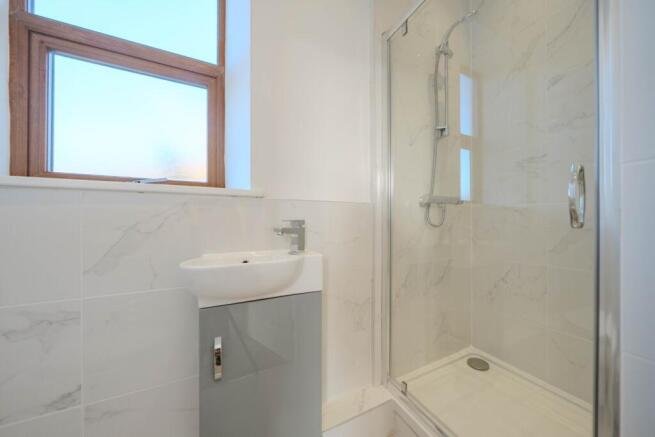2 bed Terraced for sale Image 12