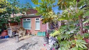12, Deri Close, Penylan, Cardiff CF23 5EA