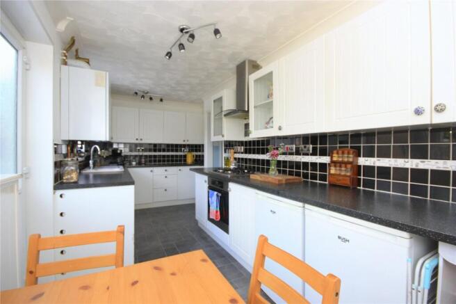 Purbrook Way, Havant, Hampshire, PO9 photo 4