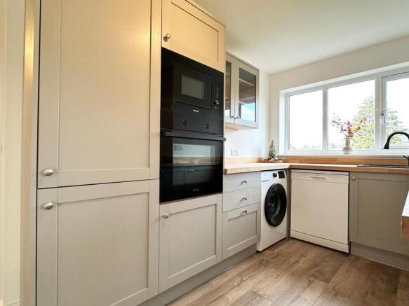 Harecroft Crescent, Sapcote, LE9 photo 4