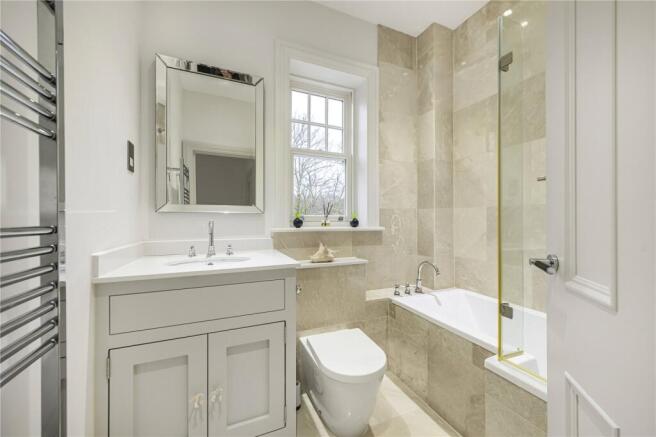 En Suite Four
